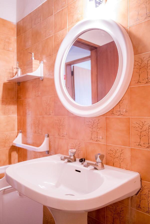 A02 - Dona Ana 1 Bed Apartment Lagos Luaran gambar